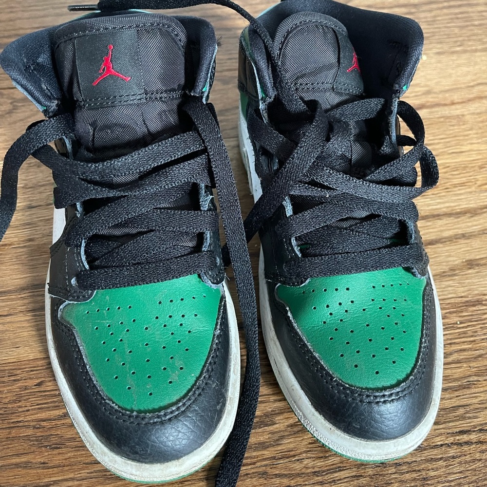 Boys Air Jordan’s